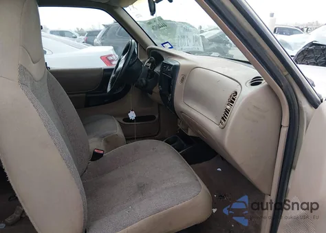 2000 Ford Ranger Xl/Xlt z USA, uszkodzony, nr VIN 1FTYR14V2YTA77905